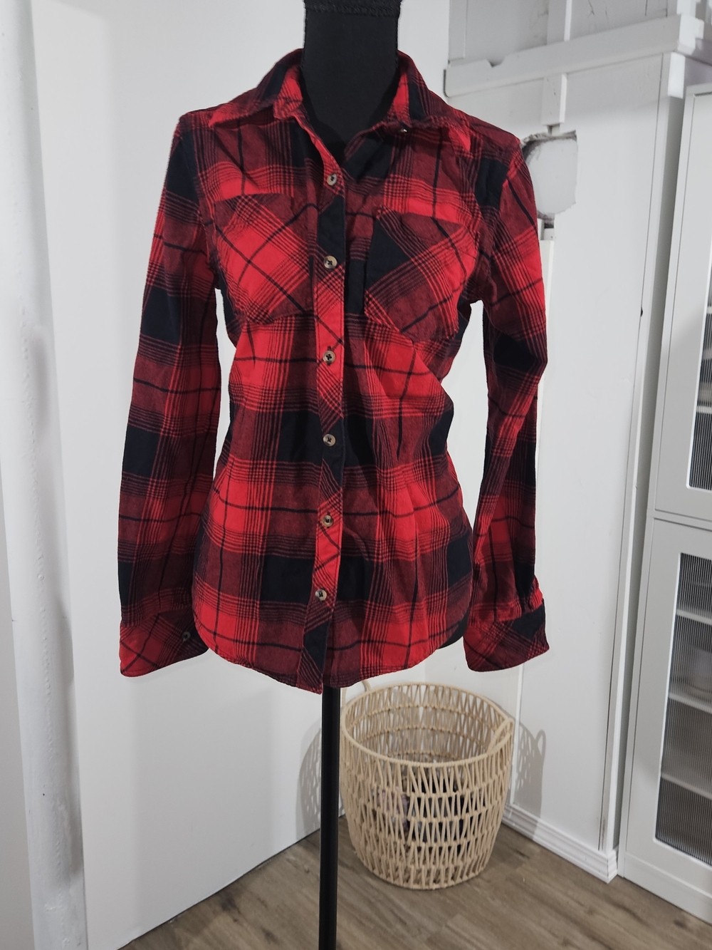 Natural Reflections Red and Black Plaid Button-Down Shirt